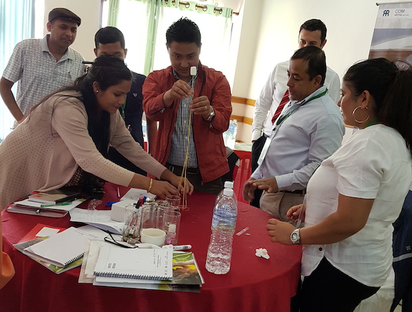 Nepal-19-Marshmallow-Challenge-Team-2-Marketing-Seminar-Alexander-Muxel-Consulting.2019.05